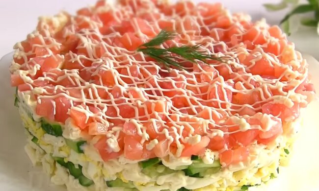 Салат із червоною рибою