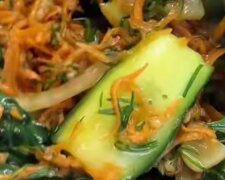 Маринованные огурцы, кадр из видео