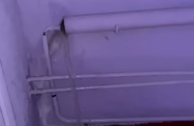 Трубы в доме, кадр с видео