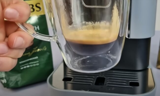 Кава: скрін з відео