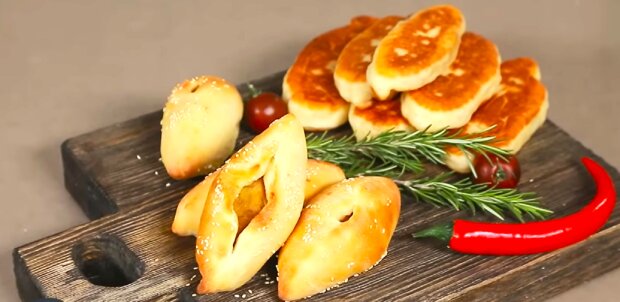 Рецепт аппетитных домашних пирожков с картошкой и квашеной капустой. Фото: YouTube