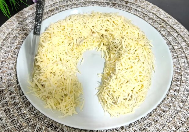 Салат "Підкова удачі", кадр з відео