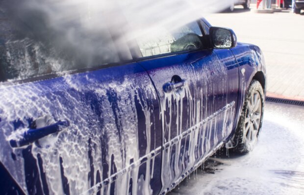 Автомийка, зображення з вільних джерел