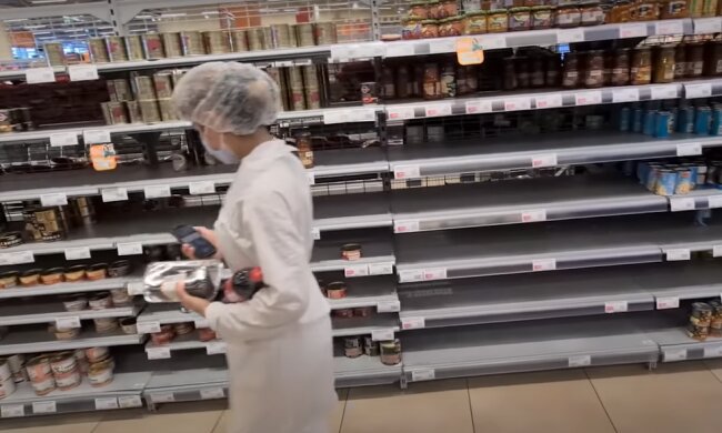 Дякуйте Путіну: у російських магазинах почалися бійки. Продуктів немає, росіяни озвіріли. Відео