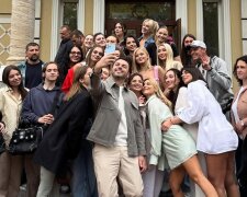 Григорий Решетный с участницами шоу "Холосияк-14", фото из соцсетей