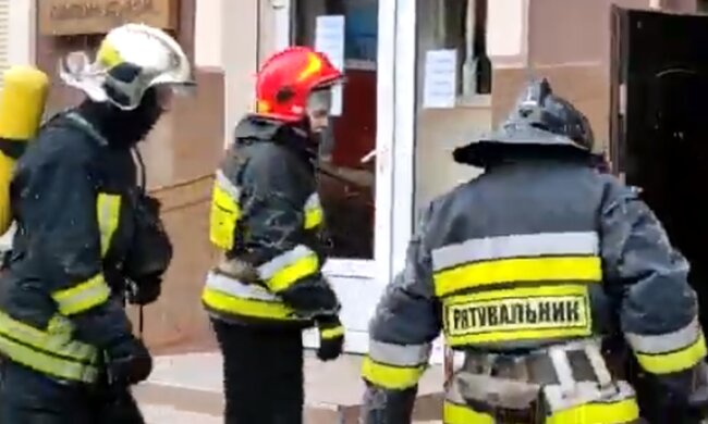 Спасатели. Фото: скриншот Youtube-видео