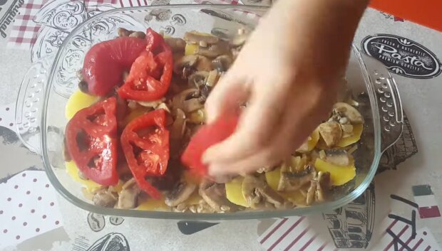 Постная картофельно-грибная запеканка