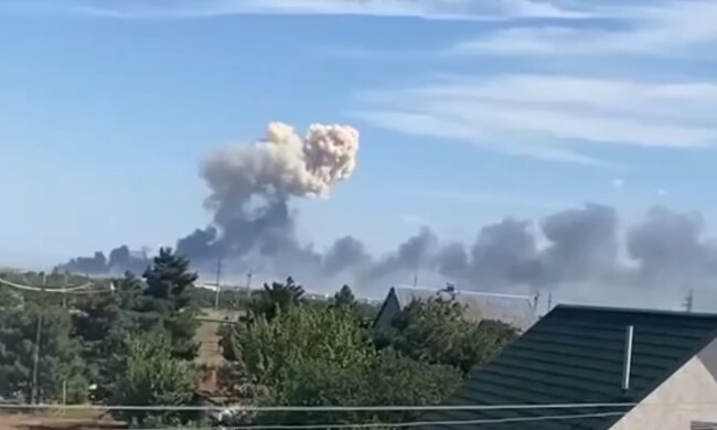 "Это только начало": у Зеленского отреагировали на удары по авиабазе РФ в Крыму