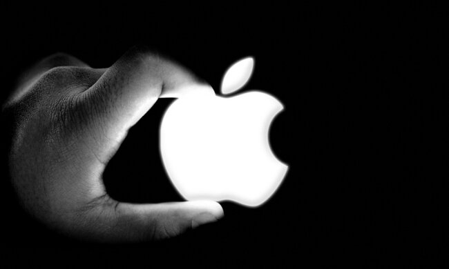 Apple, фото: скриншот You Tube