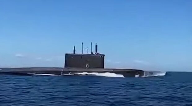 Щось почнеться: Путін терміново вивів у морі 5 підводних човнів із Севастополя. Усього їх 7