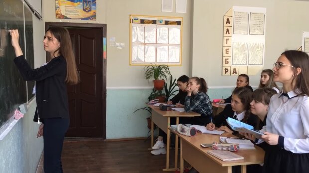 Украинские школы. Фото: YouTube