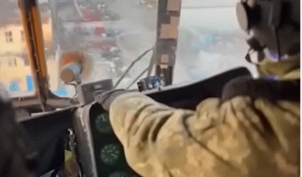 Выжили не все: как украинские пилоты прорывались в Мариуполь. Видео