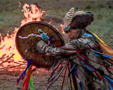 Обряд шаманів, фото: youtube.com
