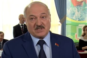 Лисина перегрілася: Лукашенко придумав список країн-ворогів. Україну можна бомбити