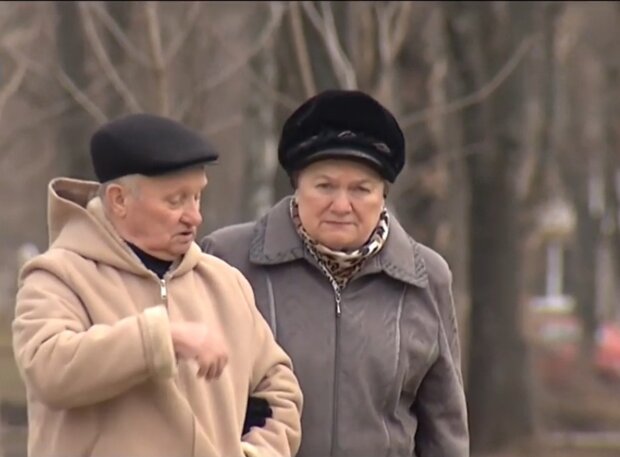 Украинцам вне очереди повысят пенсии, но не всем