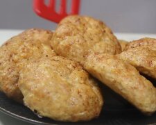 Рецепт крабового салата с кукурузой и огурцом с видео и фото | Меню недели