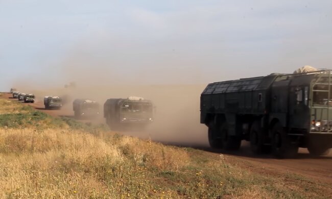 Россия стягивает к границам Украины военных с Кавказа