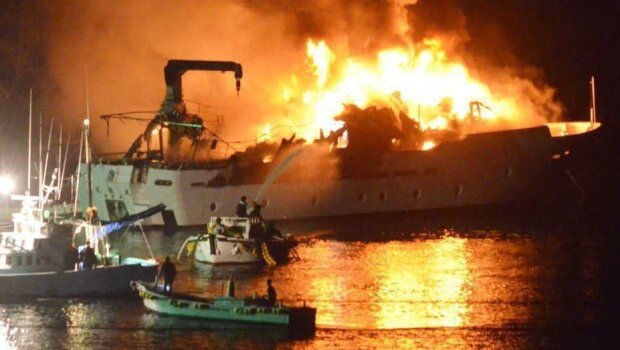 Пожежа на танкері Marlin Luanda, фото: youtube.com