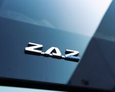 От Запорожцев к трансформерам: ЗАЗ показал новенькие машины и бросил вызов Маску