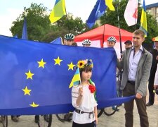 Это войдет в историю: Украину берут в ЕС. Принято официальное решение