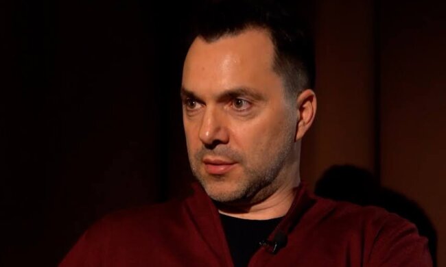 Арестович: "Можна тільки уявити віддалені наслідки масового виробництва Росією безпілотників"