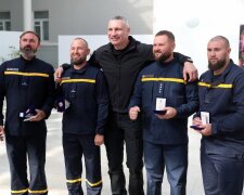 Кличко привітав рятувальників з Днем працівників цивільного захисту