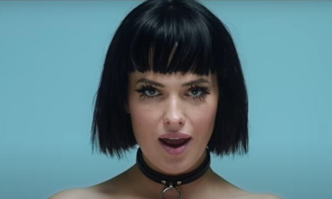 Даша Астаф'єва. Фото: скріншот YouTube