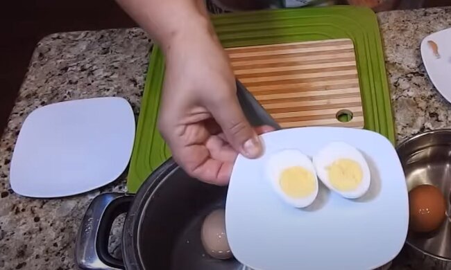 Зварене яйце, фото: youtube.com