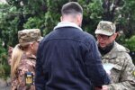 Вручение повесток на улице: судья объяснил украинцам, законны ли такие действия