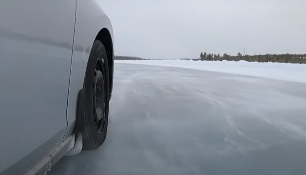 Зимние шины: скрин с видео