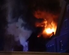 Стовпи вогню було видно за кілометри: у Росії потужно палав будинок племінника Путіна