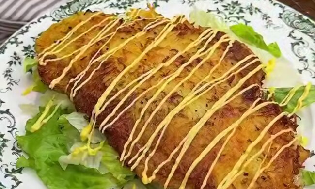 Курячий шніцель у картопляному клярі, кадр з відео