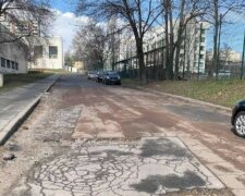 Кияни скаржаться на бездіяльність Климова: погляньте на ці дороги (фото)