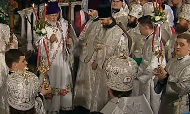 Святкове богослужіння на Великдень, фото: youtube.com