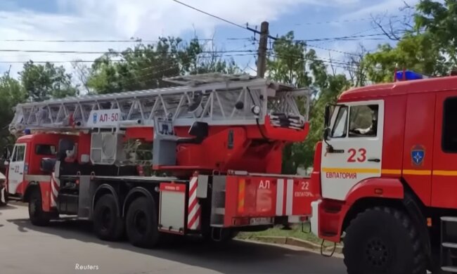 "Бавовна" прийшла до Євпаторії: потужні удари, люди в паніці. Відео ударів