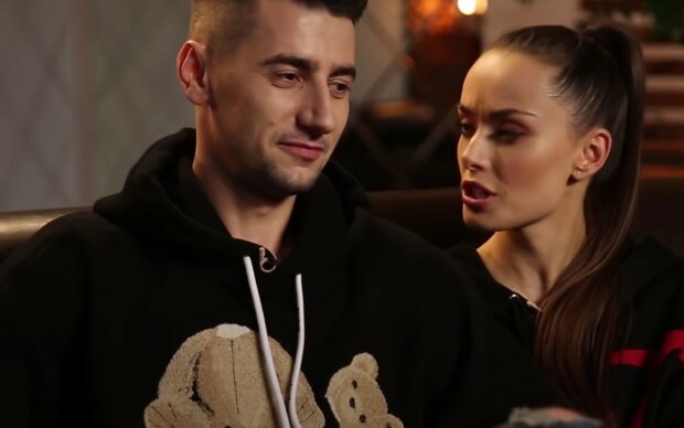 Александр Эллерт и Ксения Мишина. Фото: скриншот YouTube-видео