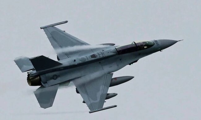 F-16, истребитель. изображение из свободных источников