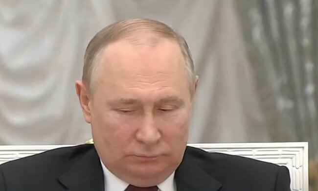 Путін сидітиме в окремій камері: у Кремлі починається переворот. Як це відбувається