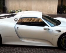 Porsche 918 Spyder. Фото: скриншот YouTubе