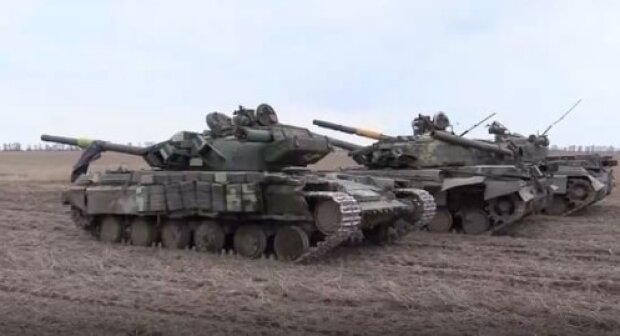 "Чекаємо Т-34": Путін зганьбився, відправивши в Україну раритетні танки. Спасибі, заберемо в музей. Фото