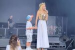 Оля Полякова, кадр с видео