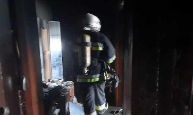Забрала із собою: у Києві під час відспівування покійної почалася пожежа. Тепер доведеться відспівувати ще одну людину