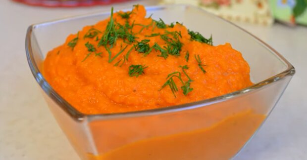 Рецепт тыквенной икры со сладким перцем и морковью на зиму . Фото: YouTube
