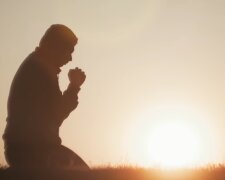 Молитва. Фото: YouTube