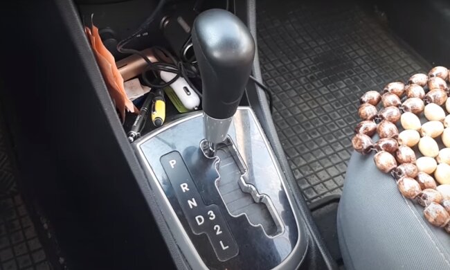 Коробка автомат: скрін з відео