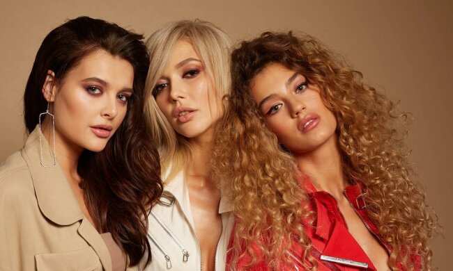 Хоть бы трусы надели: пользователей разозлил новый клип новой "ВИА ГРЫ"