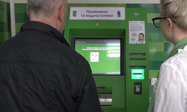 Дадут еще по 6500 гривен: Кабмин принял решение о помощи украинцам