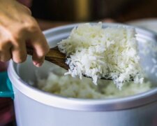 Тепер рис ніколи не злипатиметься: допоможе одне просте правило