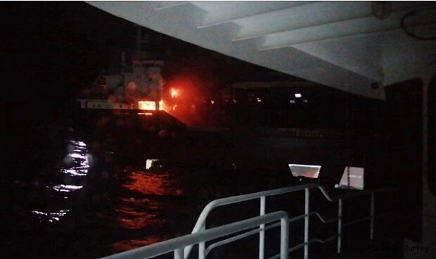 Пожежа на кораблі посеред Чорного моря: капітан екіпажу вирушив до предків першим