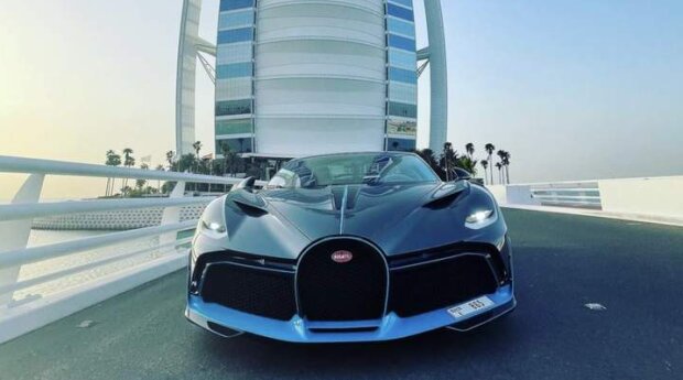 Bugatti Divo: скрин
